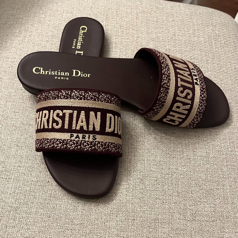 Christian Dior Slide Sandal 37.5 (Size 7)